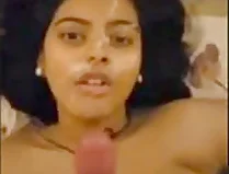 SPERMA INS GESICHT ZU NEHMEN IST SEXY.