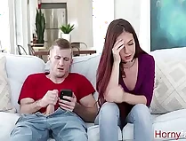 Bruder-Schwester-Spionage